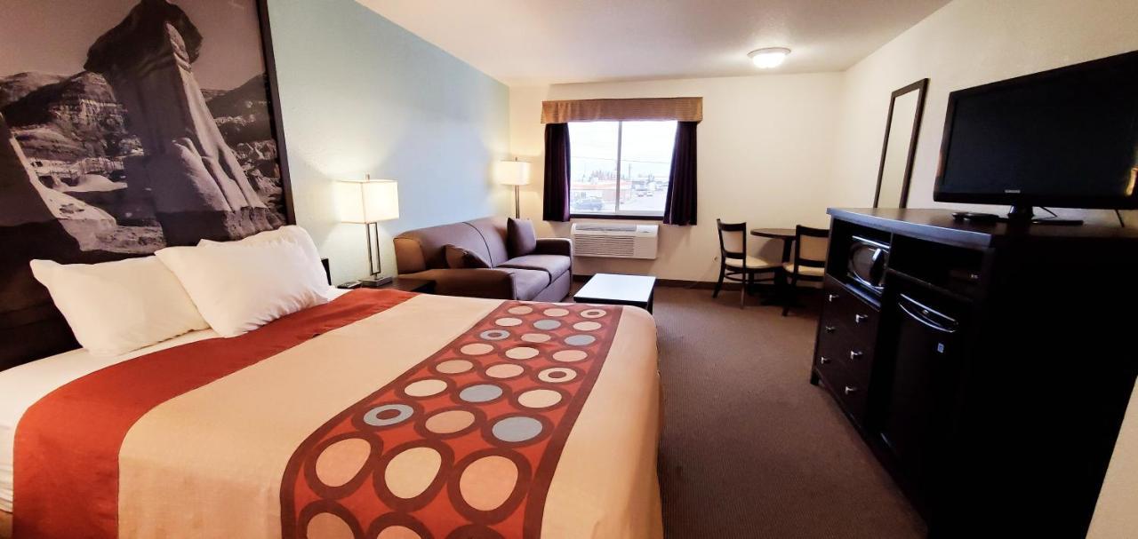 Westlake Inn Strathmore Ngoại thất bức ảnh